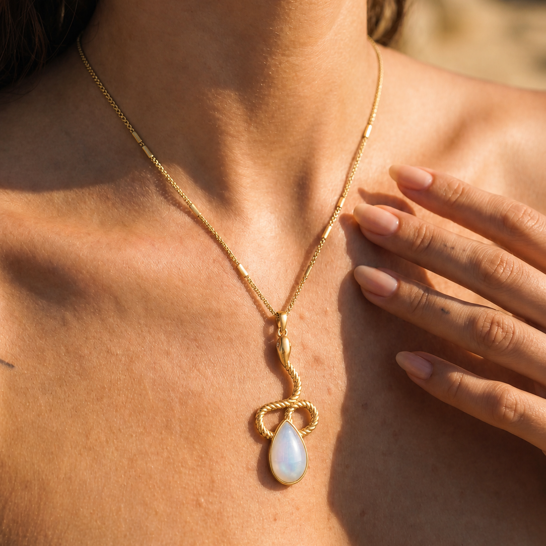 Naya Moonstone Necklace