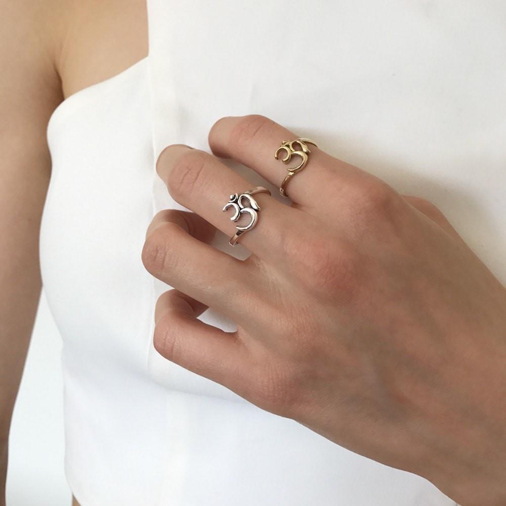 Finger Rings For Women ,Gold, Silver Stone Rings for Women, Price | IshqMe